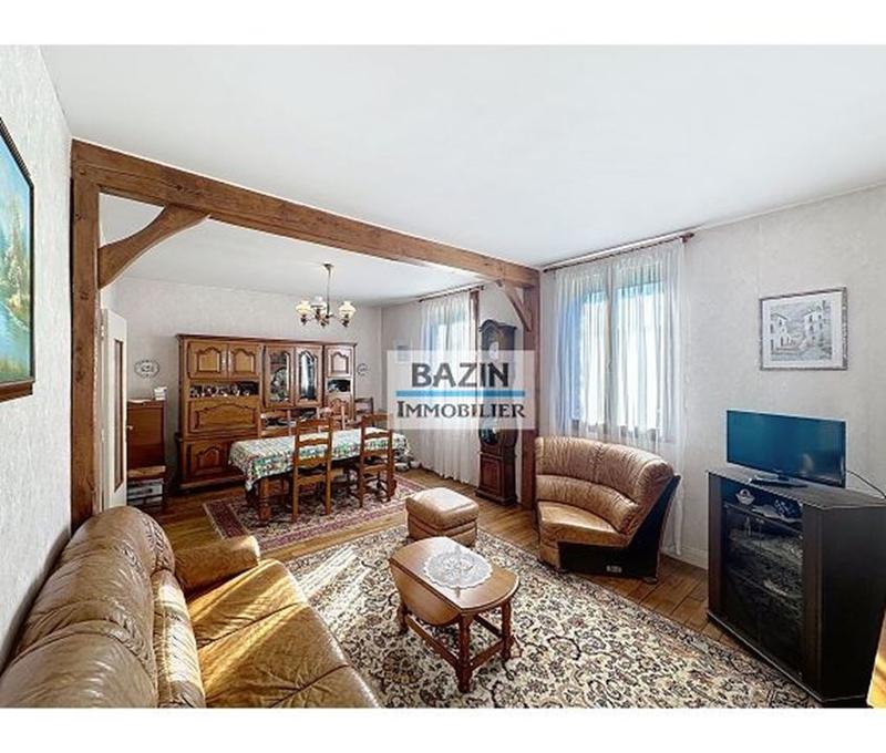 Maison traditionnelle - 106 m² - 5 pièces