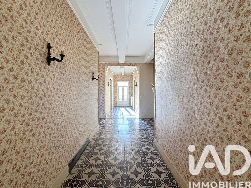 Maison de village - 268 m² - 7 pièces