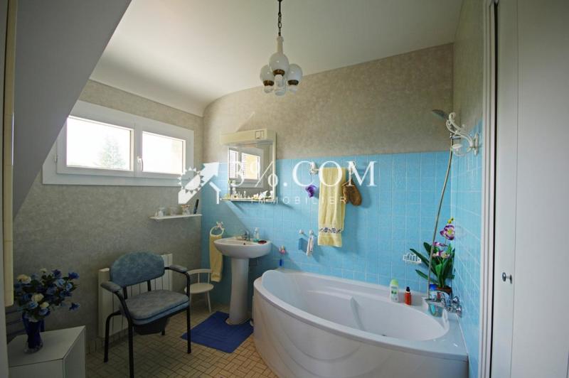 Pavillon - 173 m² - 7 pièces