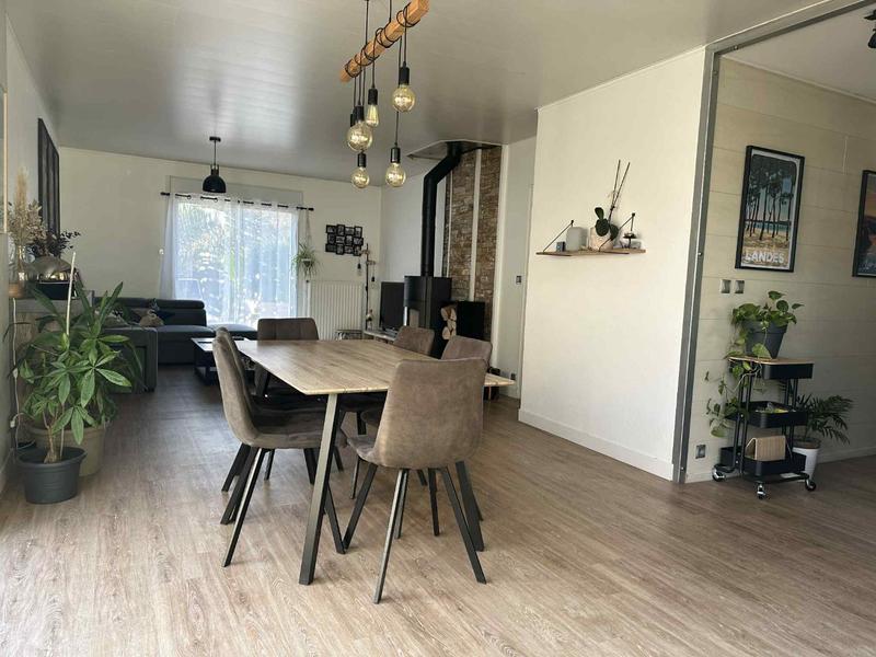 Maison - 97 m² - 5 pièces