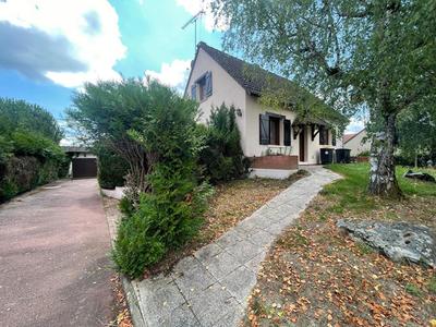 Maison - 123 m² - 6 pièces