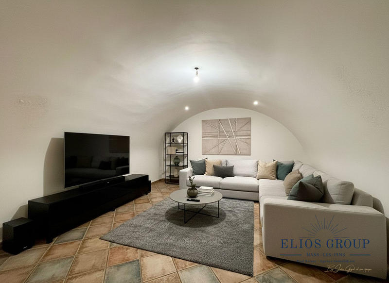 Maison - 158 m² - 4 pièces