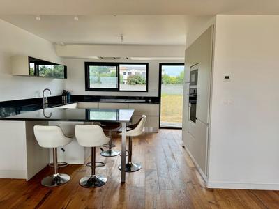 Maison - 178 m² - 4 pièces