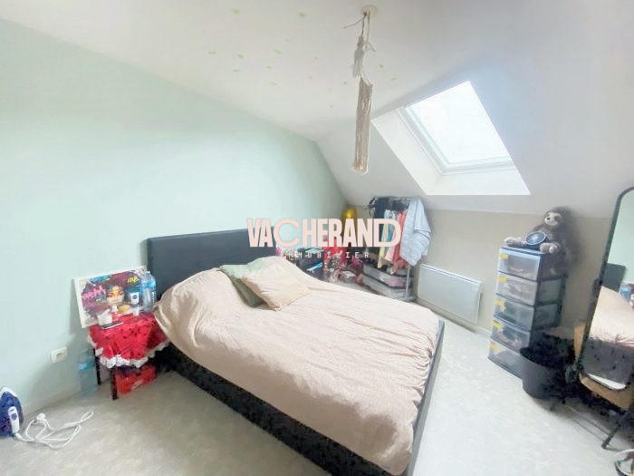 Appartement - 130 m² - 3 pièces