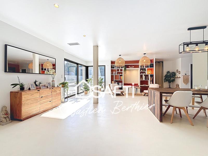 Maison - 190 m² - 6 pièces