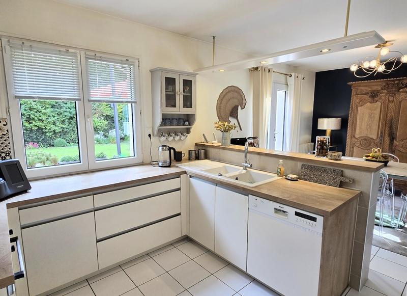 Maison - 103 m² - 5 pièces