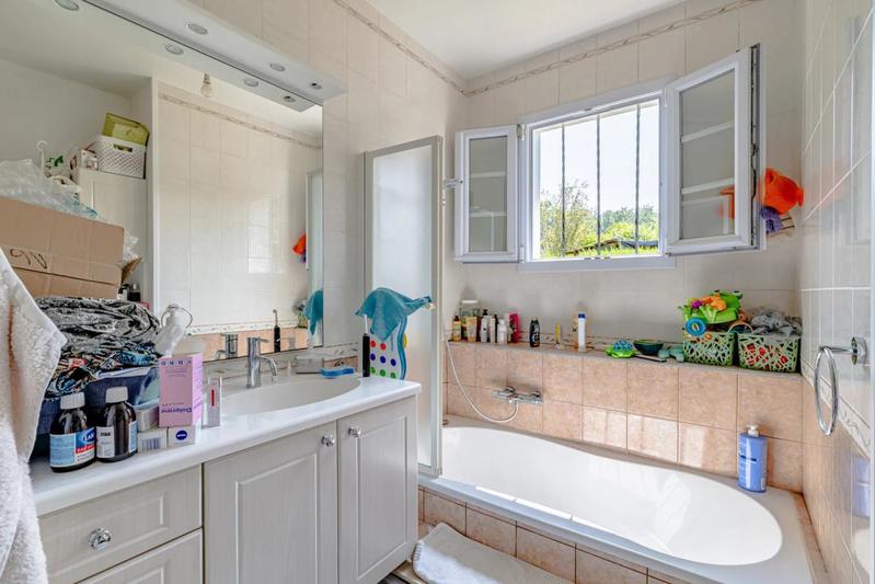 Maison - 170 m² - 6 pièces