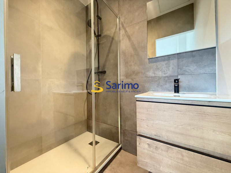 Appartement - 80 m² - 3 pièces