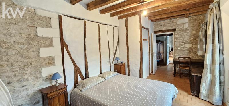 Maison - 204 m² - 9 pièces