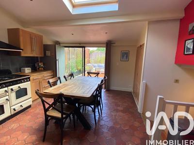 Maison - 127 m² - 7 pièces