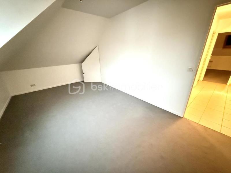 Appartement - 90 m² - 5 pièces