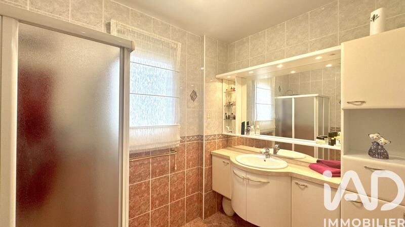 Maison - 163 m² - 6 pièces