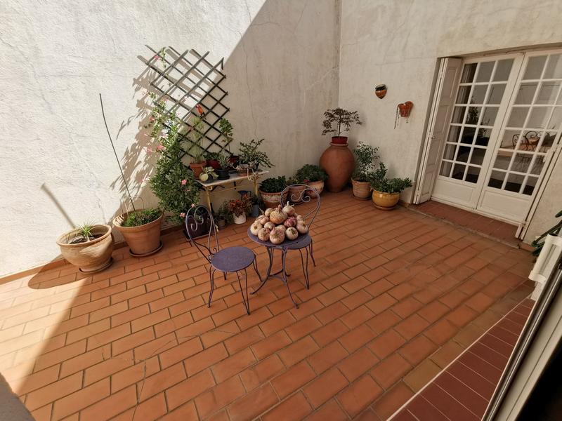 Maison - 225 m² - 8 pièces