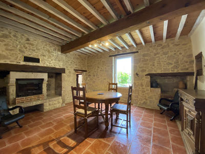 Maison - 107 m² - 7 pièces