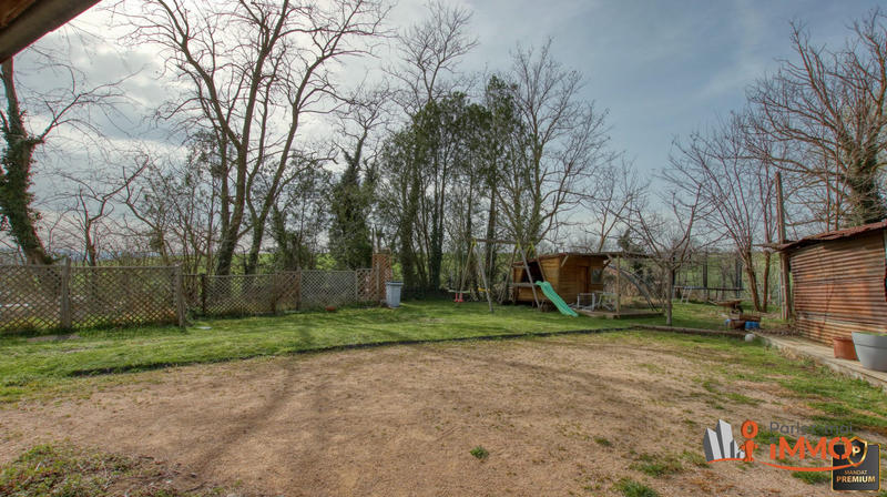 Maison - 90 m² - 6 pièces