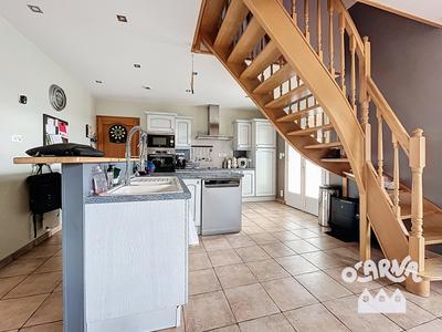 Maison - 144 m² - 7 pièces