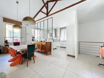 Loft - 151 m² - 5 pièces