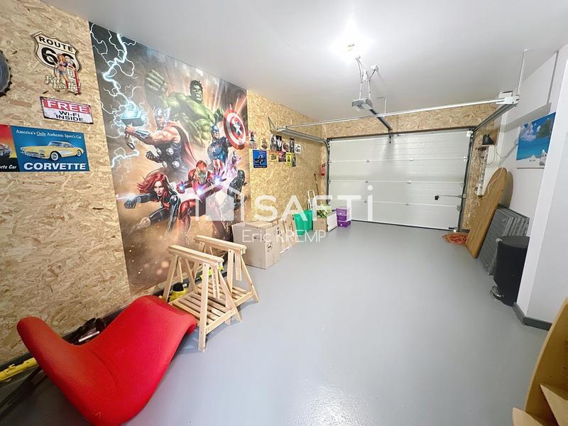 Maison - 230 m² - 7 pièces