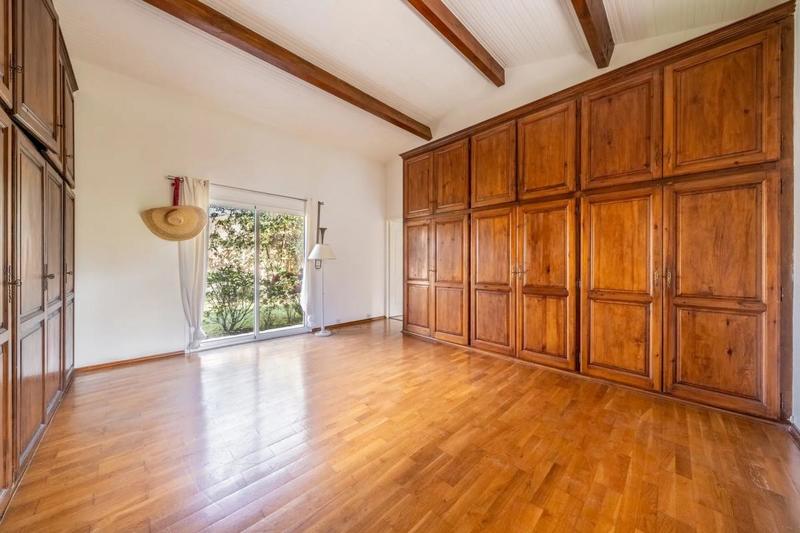 Maison - 193 m² - 7 pièces