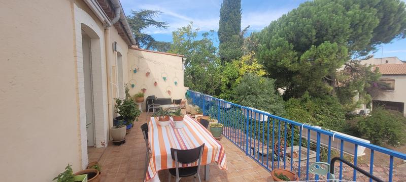 Maison - 272 m² - 10 pièces