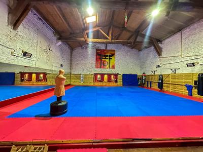 Atelier d'activités - 317 m²