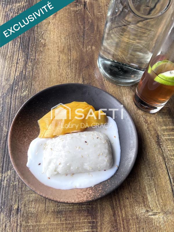 Local commercial - 127 m² - 2 pièces