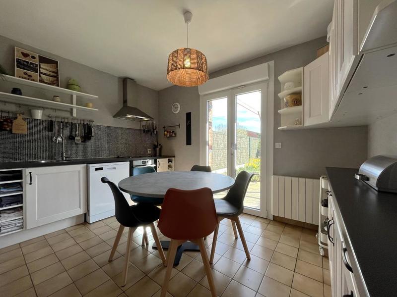 Maison - 110 m² - 5 pièces