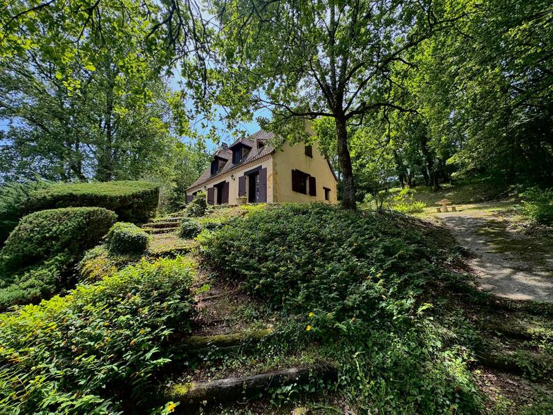 Maison traditionnelle - 125 m² - 4 pièces