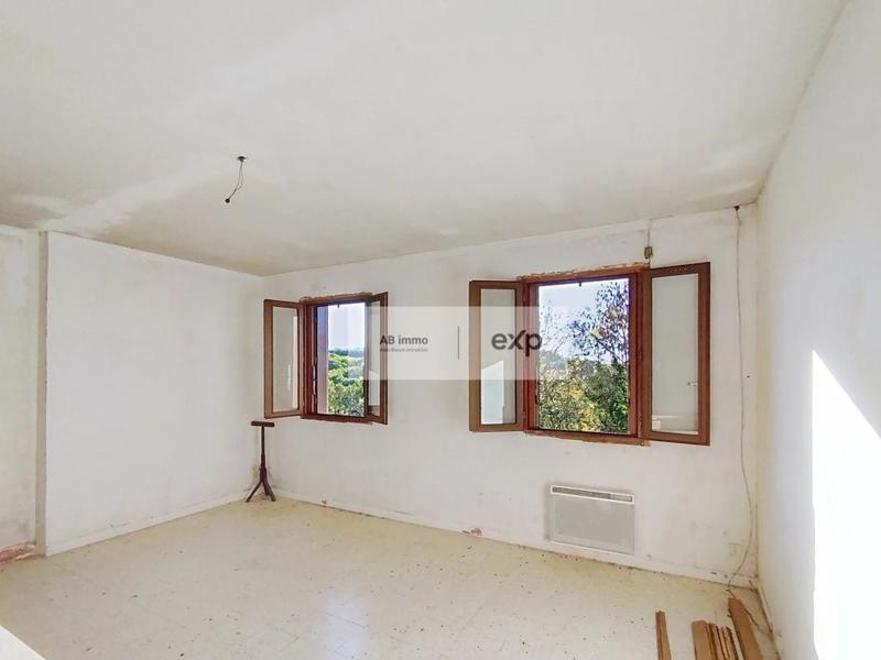 Maison - 98 m² - 5 pièces