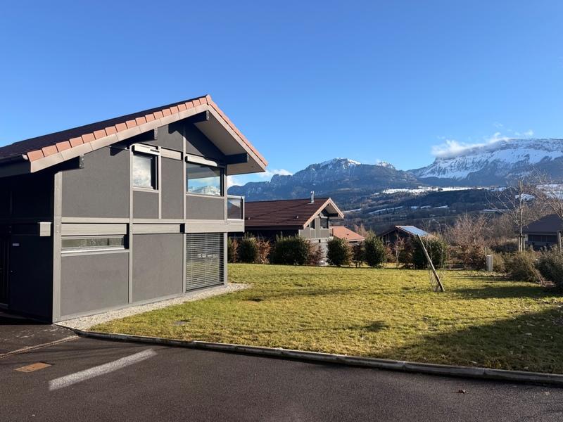 Villa - 137 m² - 5 pièces