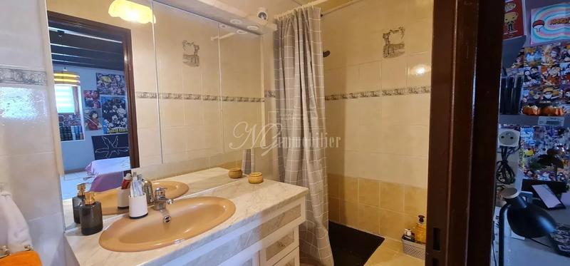 Fonds de commerce - 200 m²