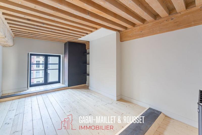 Appartement - 108 m² - 4 pièces