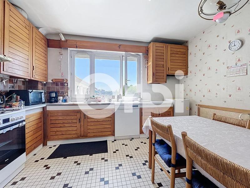 Appartement - 125 m² - 6 pièces