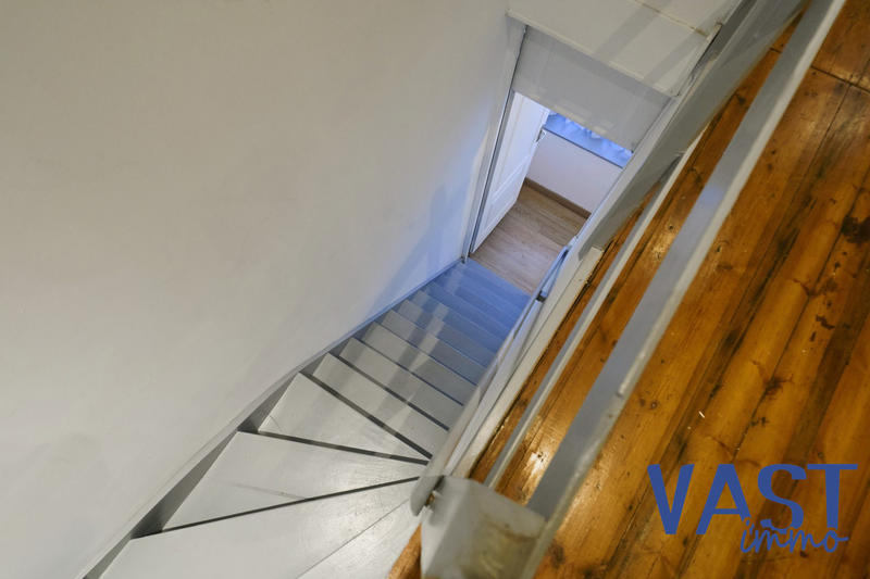 Maison - 185 m² - 8 pièces