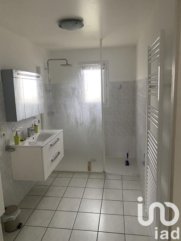 Maison - 121 m² - 5 pièces