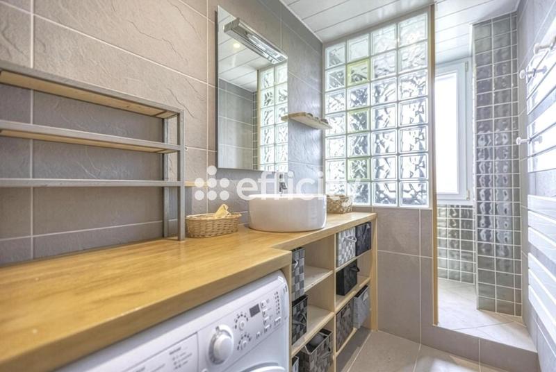 Appartement - 49 m² - 2 pièces