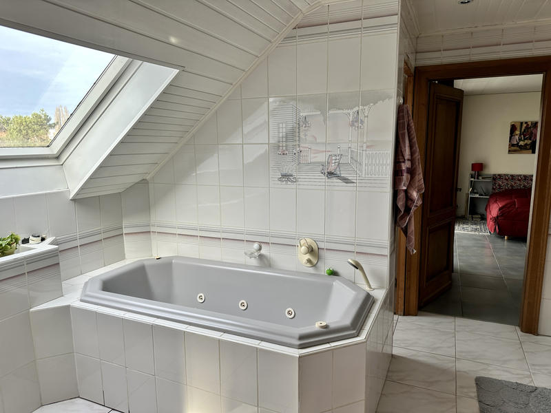 Maison - 190 m² - 7 pièces