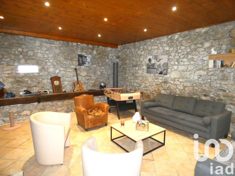 Maison - 190 m² - 7 pièces
