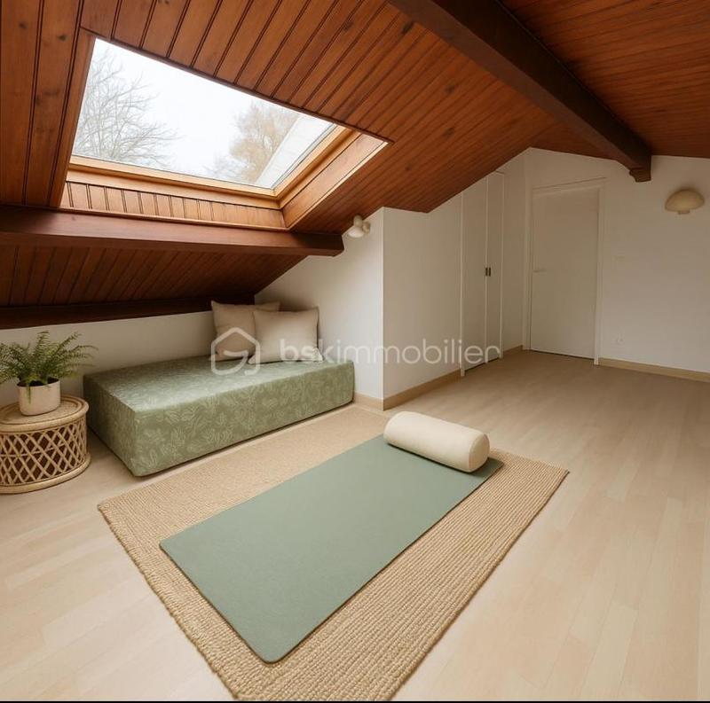 Pavillon - 107 m² - 7 pièces