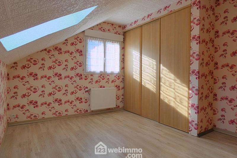 Maison - 104 m² - 4 pièces