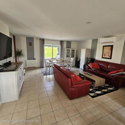 Maison - 110 m² - 6 pièces