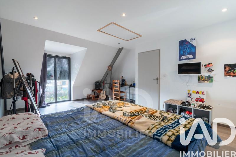Maison - 195 m² - 6 pièces