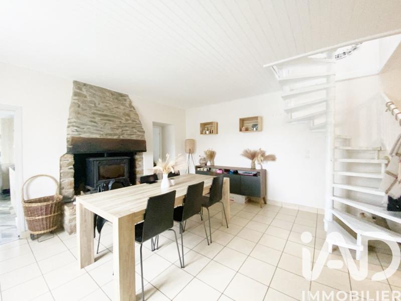 Maison - 90 m² - 4 pièces