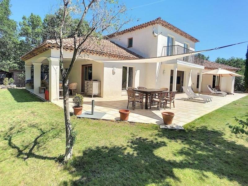 Villa - 193 m² - 5 pièces