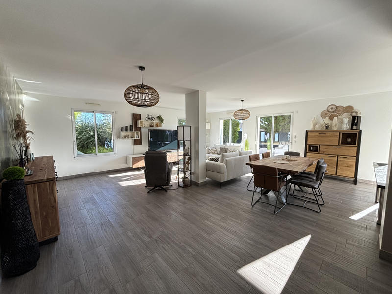 Maison - 172 m² - 6 pièces