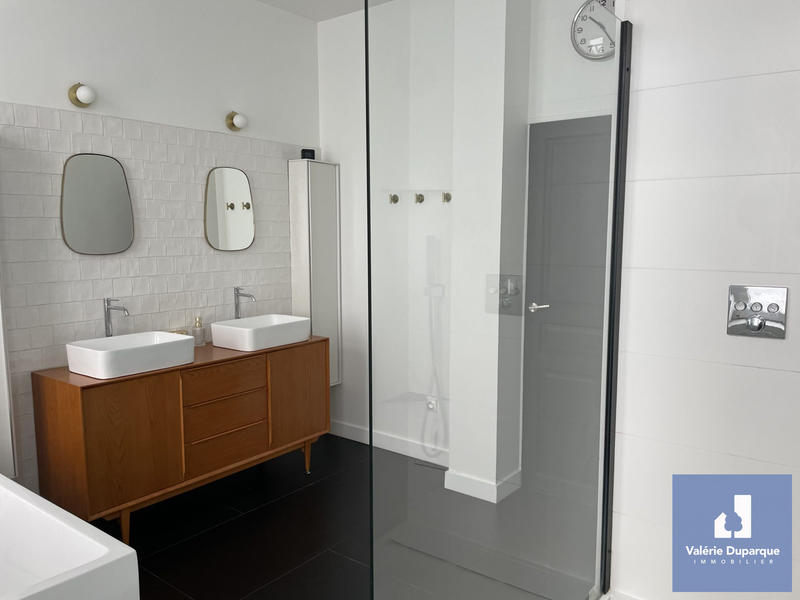 Maison - 180 m² - 6 pièces