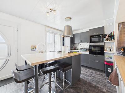 Maison - 148 m² - 6 pièces