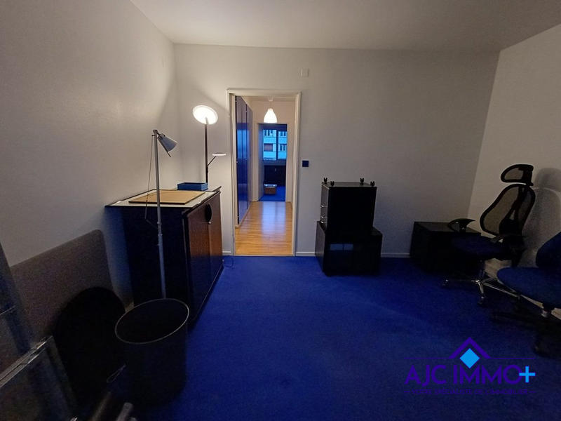 Appartement - 97 m² - 4 pièces