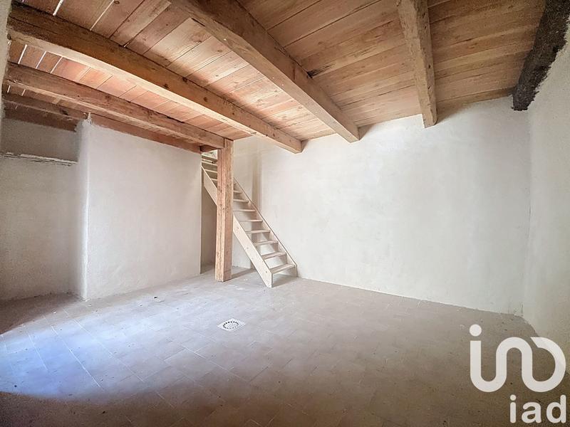 Maison de village - 318 m² - 5 pièces