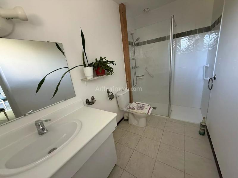 Maison - 147 m² - 8 pièces